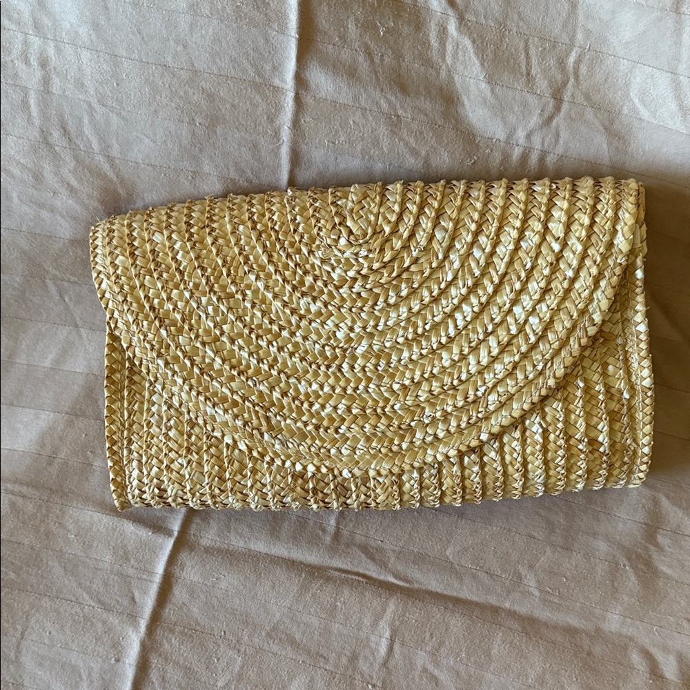 Woven Straw Clutch - Natural Tan
